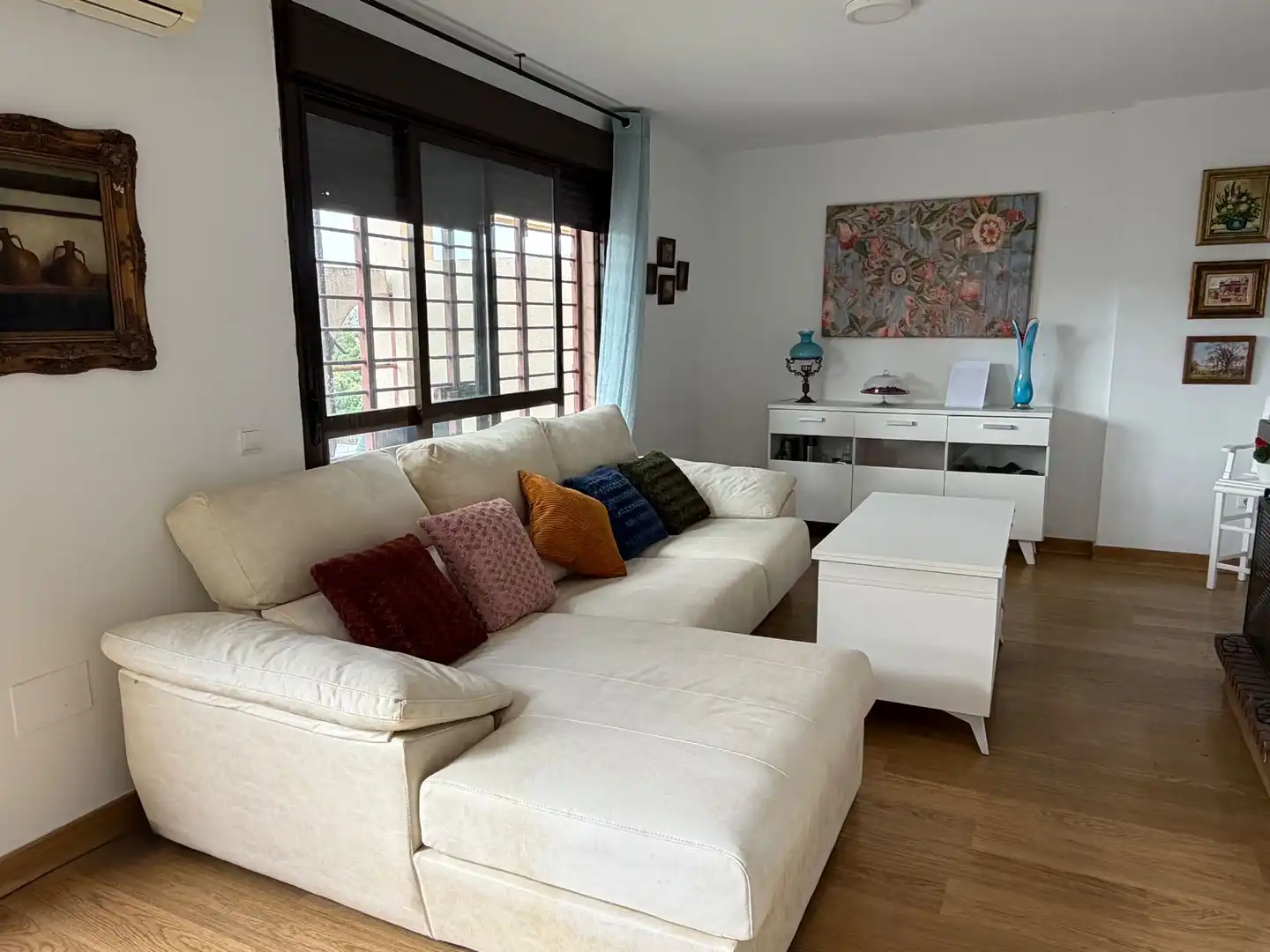 Sala de estar de Ático en venta en Algeciras con Aire acondicionado y Terraza