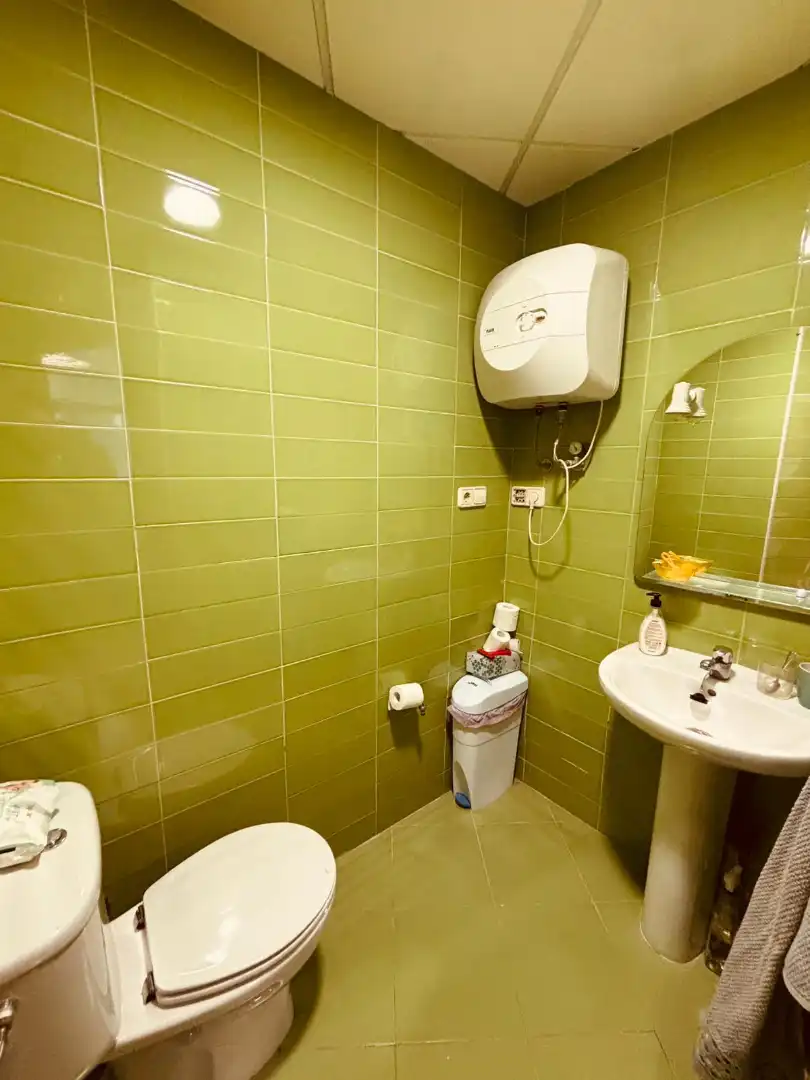 Baño de Local en venta en Toledo con Aire acondicionado, Calefacción y Parquet