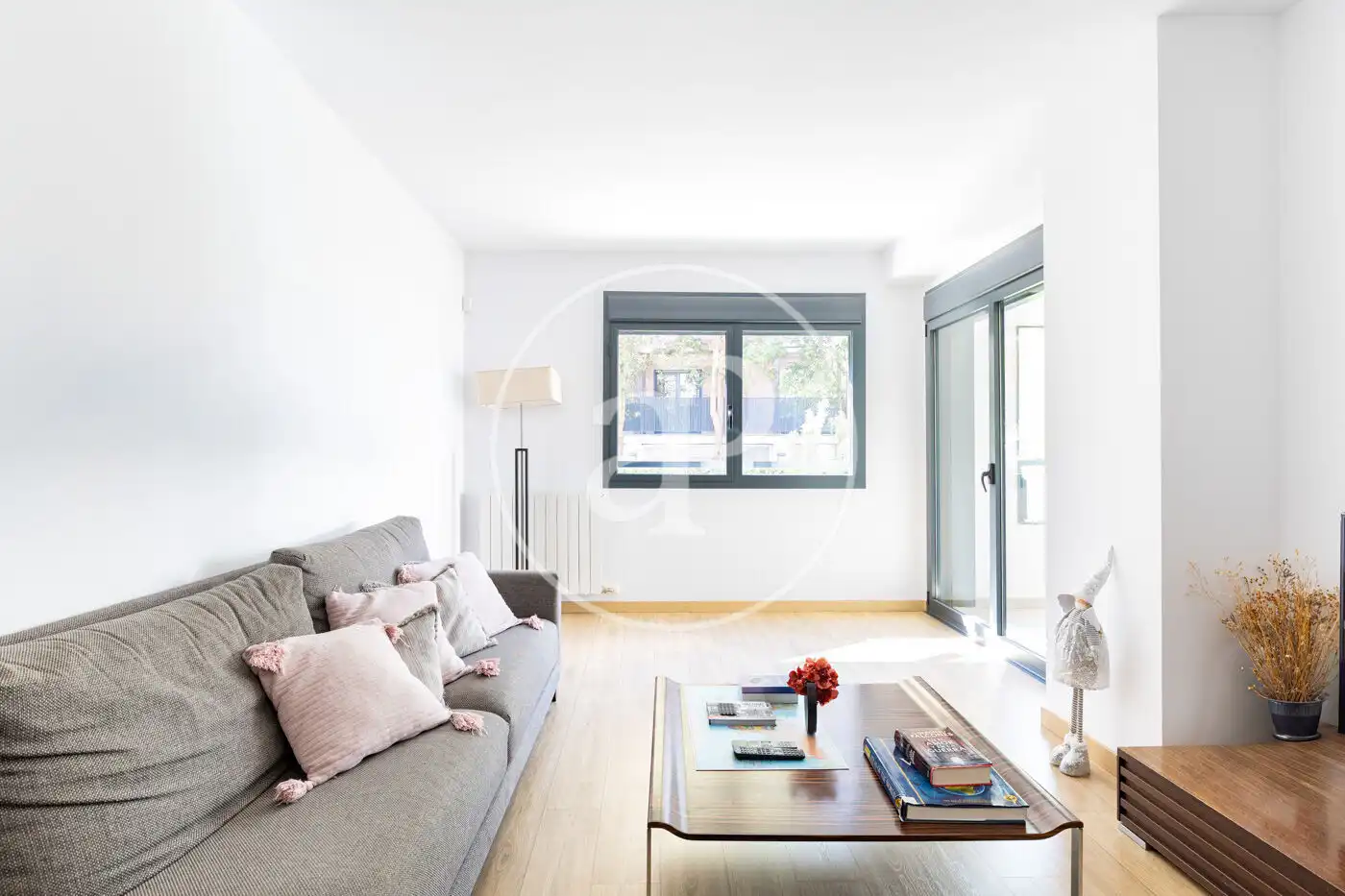 Sala d'estar de Pis en venda en Sant Cugat del Vallès amb Aire condicionat, Calefacció i Terrassa