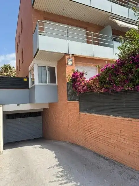 Rez-de-chaussée avec jardin à vendre à Segur Platja