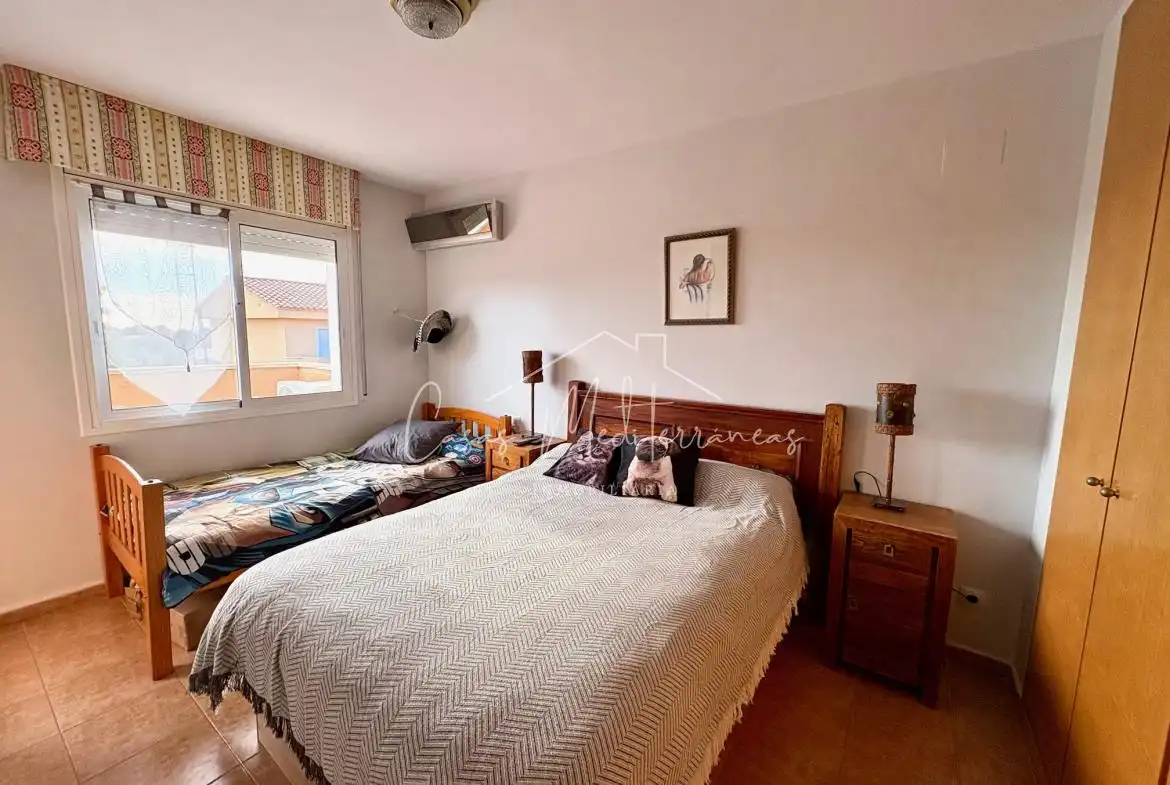 Habitación de Casa adosada en venta en Mont-roig del Camp con Aire acondicionado, Calefacción y Terraza