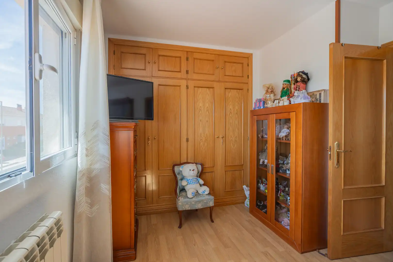 Casa adosada en venta en Calle Valparaiso, 8, Peleas de Abajo