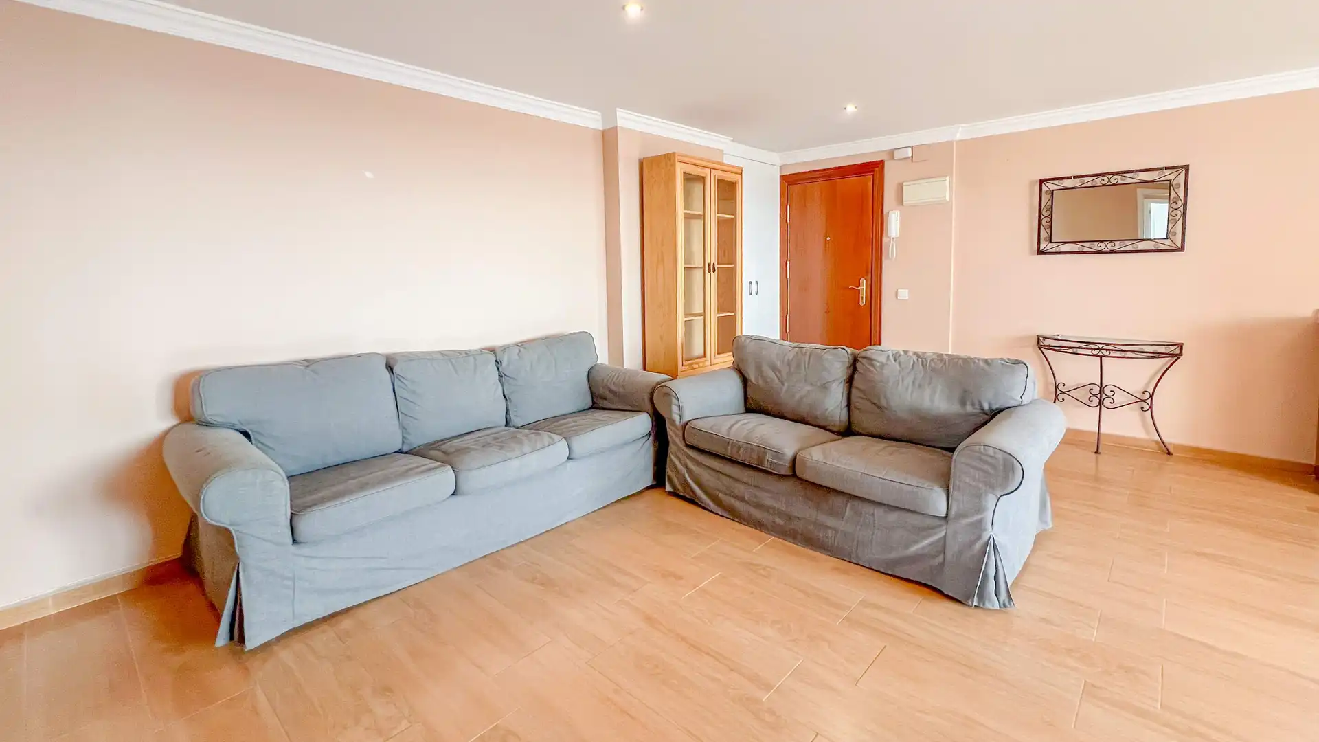 Sala d'estar de Apartament en venda en Marbella