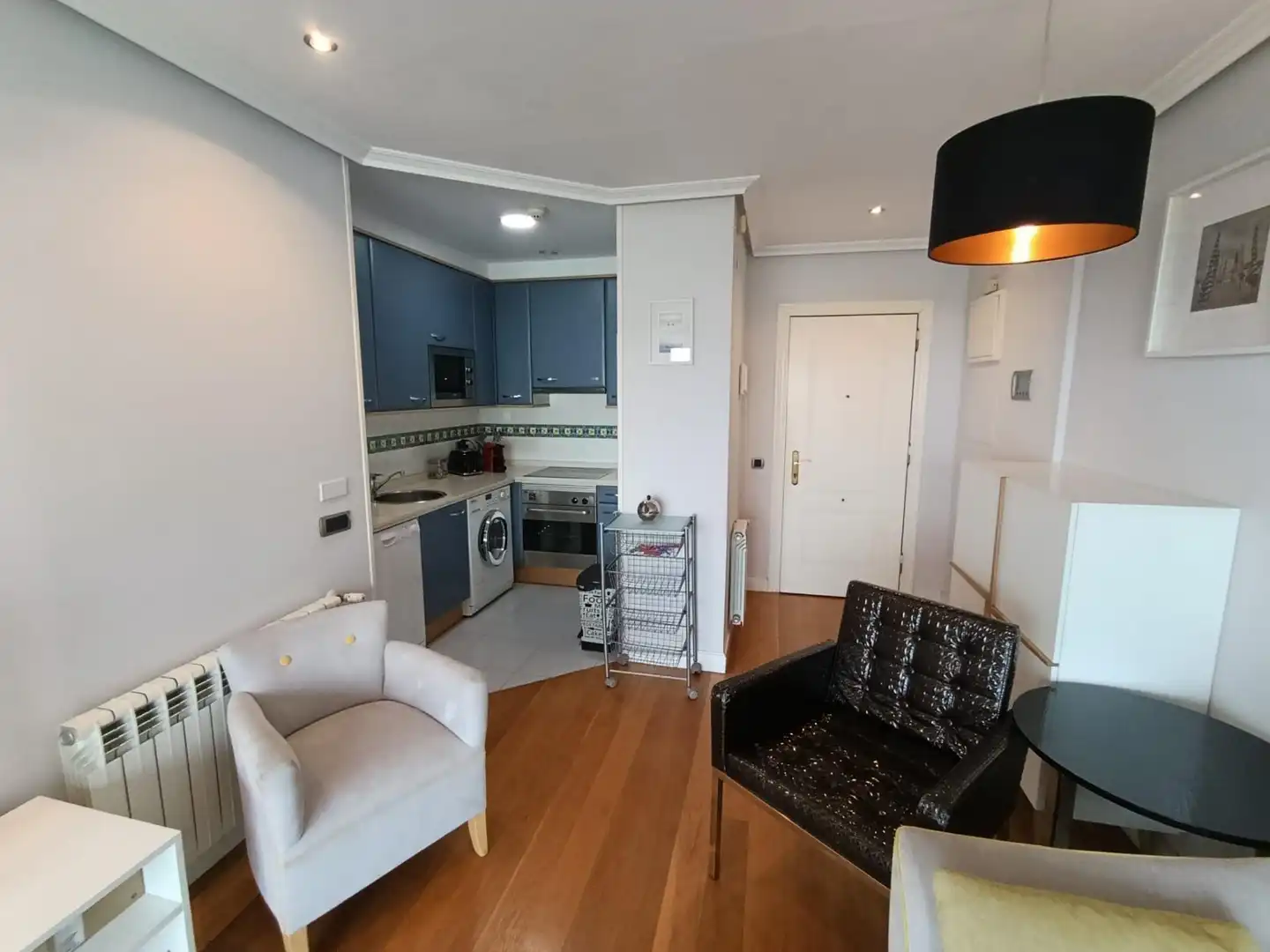 Sala d'estar de Pis en venda en Gijón  amb Calefacció