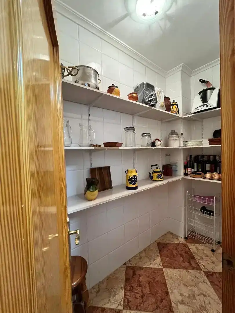 Cuina de Casa o xalet en venda en Villarta amb Aire condicionat, Traster i Moblat