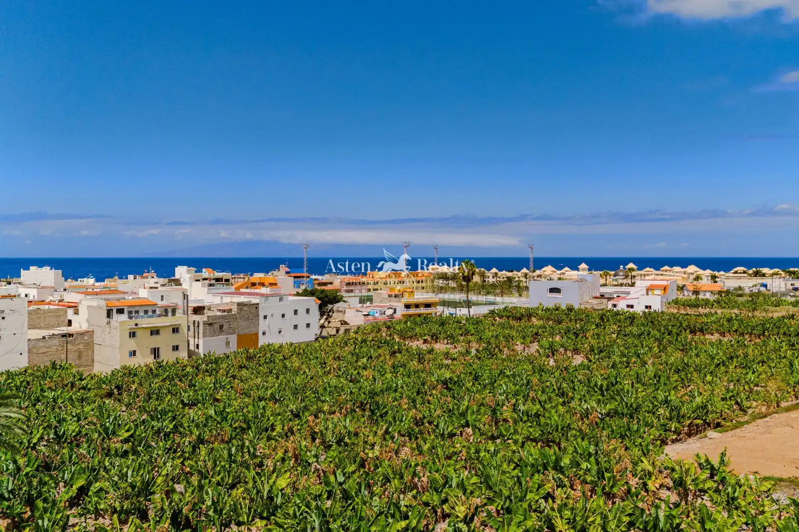 Vista exterior de Terreno en venta en Guía de Isora