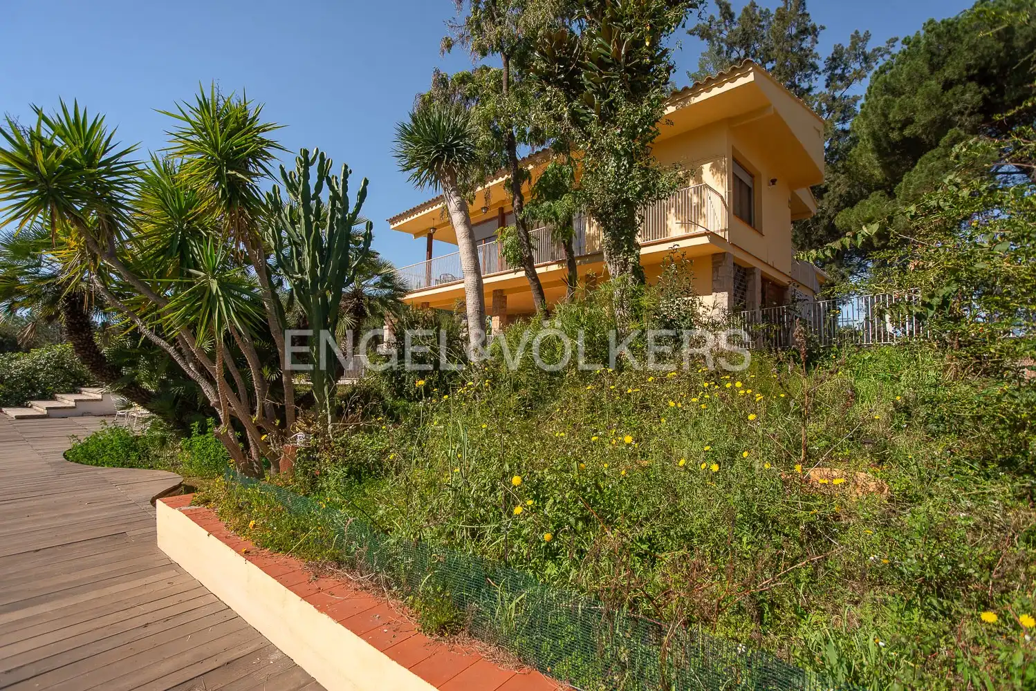 Vista exterior de Casa o chalet en venta en Vila-real con Aire acondicionado, Calefacción y Jardín privado