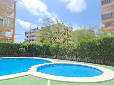 Mini appartamento con piscina in vendita a Carrer Vila-real 14
