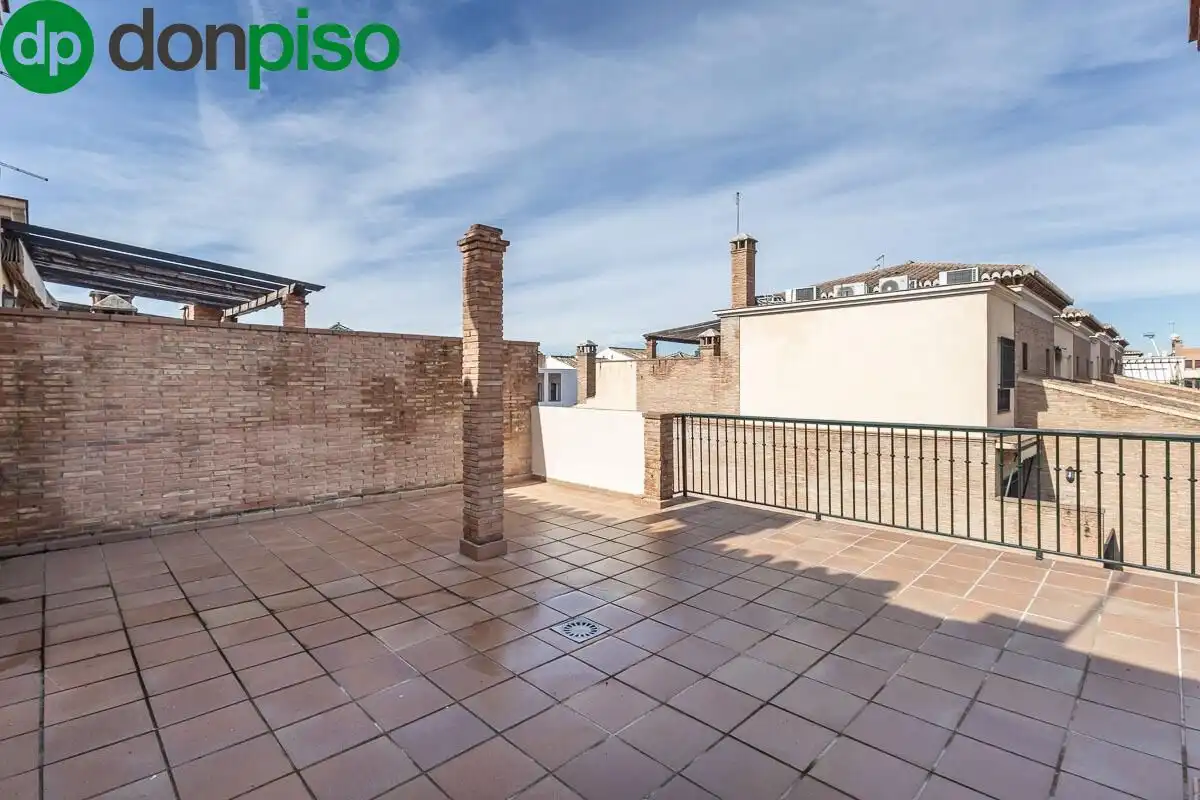 Terraza de Casa adosada en venta en Granada con Calefacción, Jardín privado y Terraza
