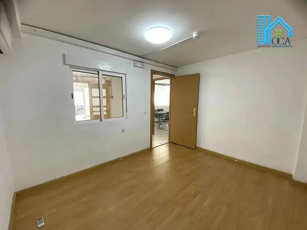 Commercial properties for rent in Madrid  with Air Conditioner and Furnished
