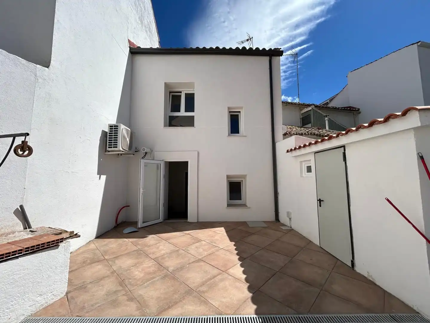 Vista exterior de Casa o xalet en venda en Ciempozuelos amb Aire condicionat, Calefacció i Jardí privat