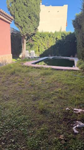 Casa-chalet en Venta en Valencina de la Concepción