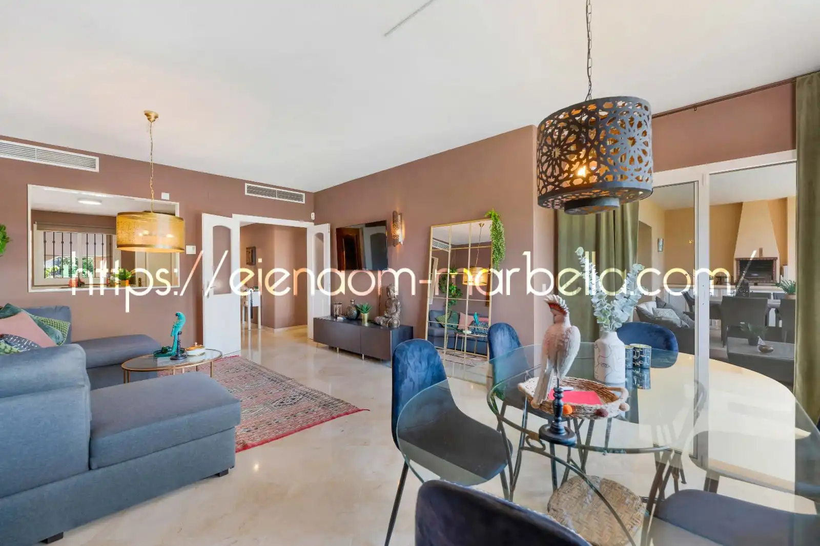 Wohnzimmer von Wohnungen zum Verkauf in Marbella mit Klimaanlage, Terrasse und Möbliert