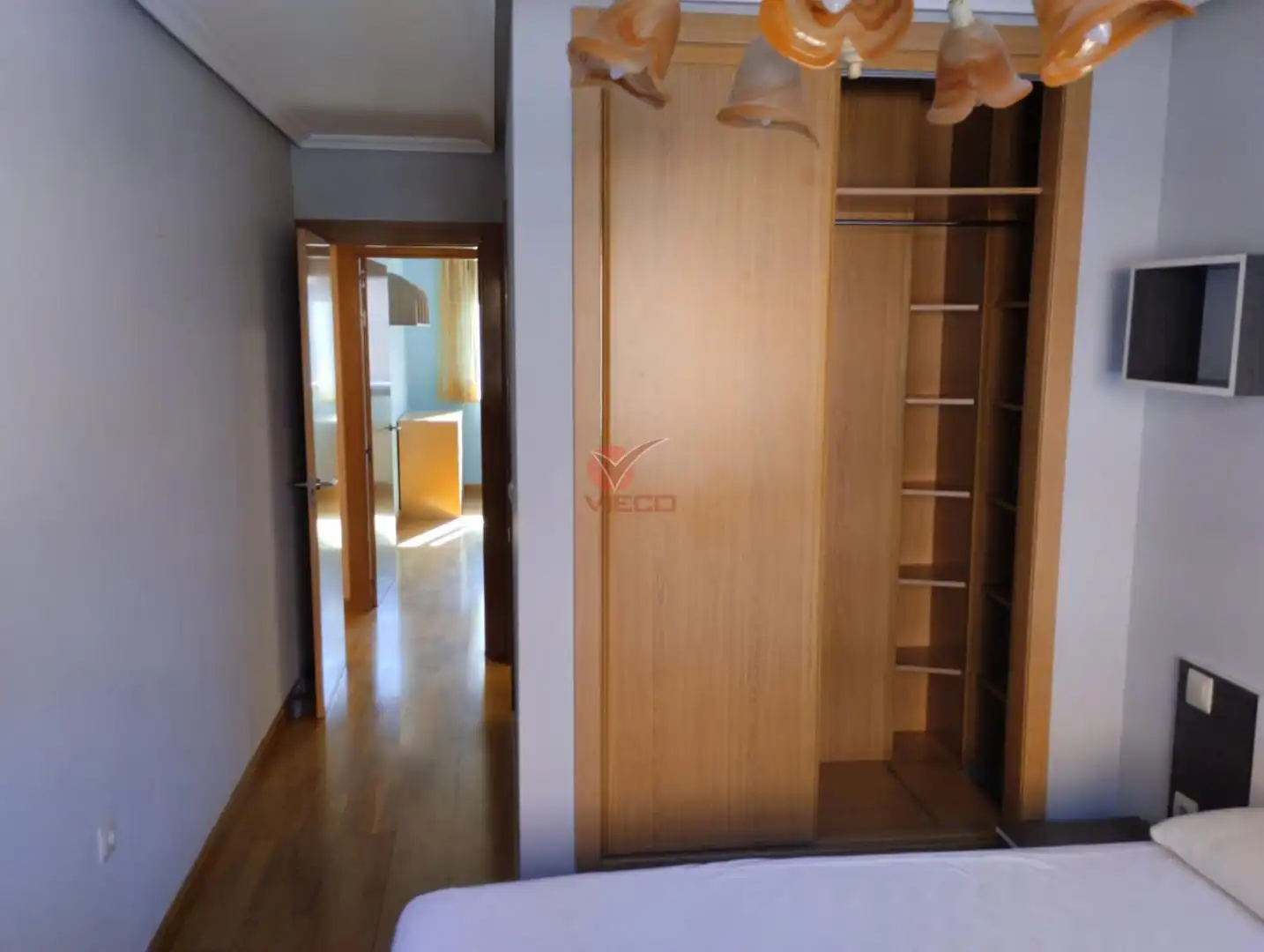 Habitación de Piso en venta en Cuenca con Calefacción, Terraza y Trastero