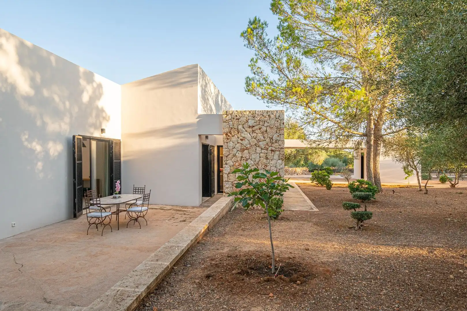 Vista exterior de Casa o xalet en venda en Porreres amb Aire condicionat, Jardí privat i Terrassa