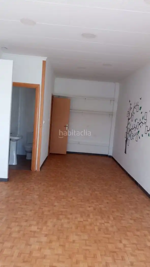 Local comercial de lloguer a Avinguda de l'Estació 9b, imagen 4