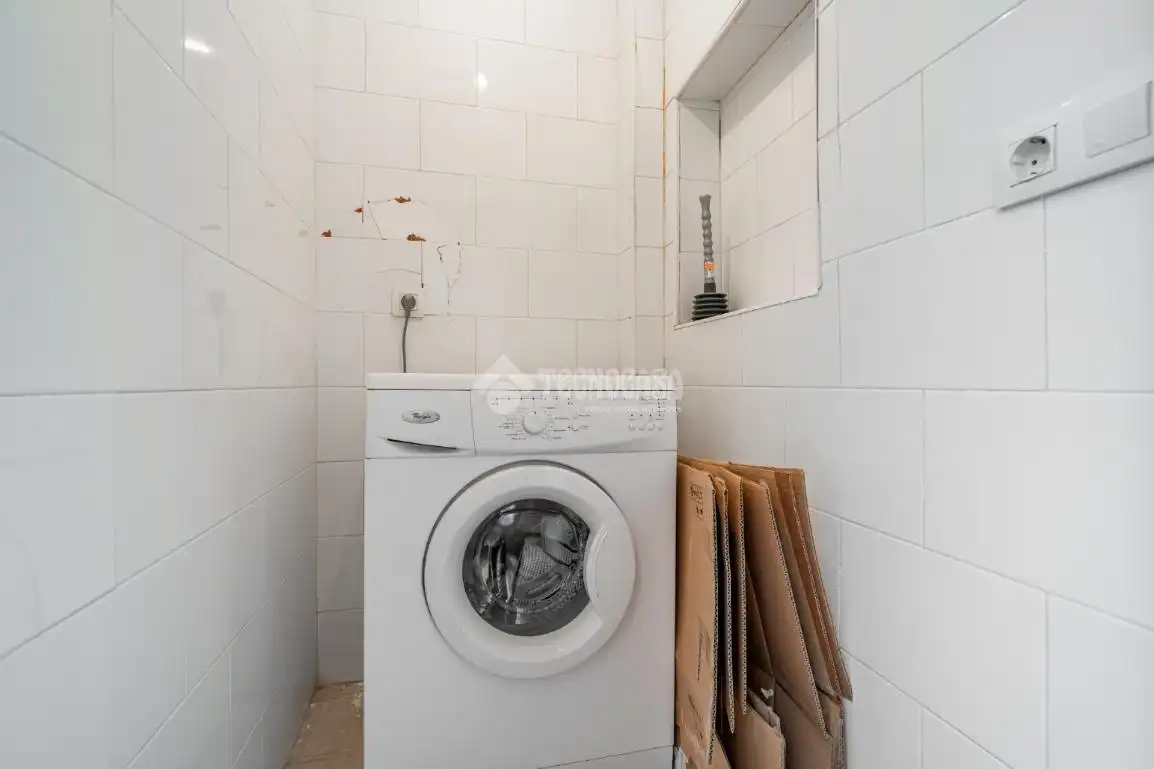 Baño de Estudio en venta en Granada con Aire acondicionado