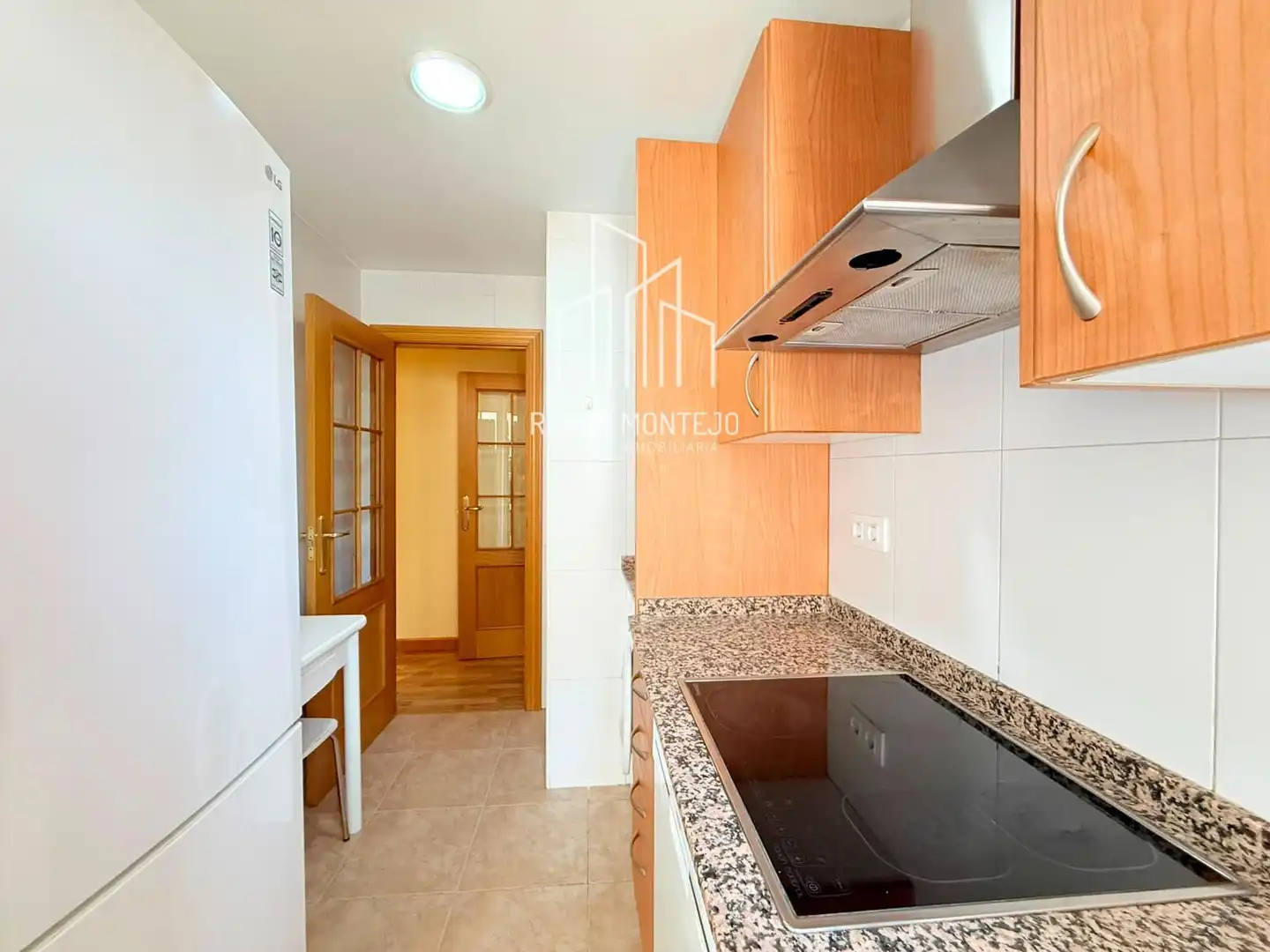 Cocina de Piso de alquiler en Salamanca con Calefacción, Terraza y Horno
