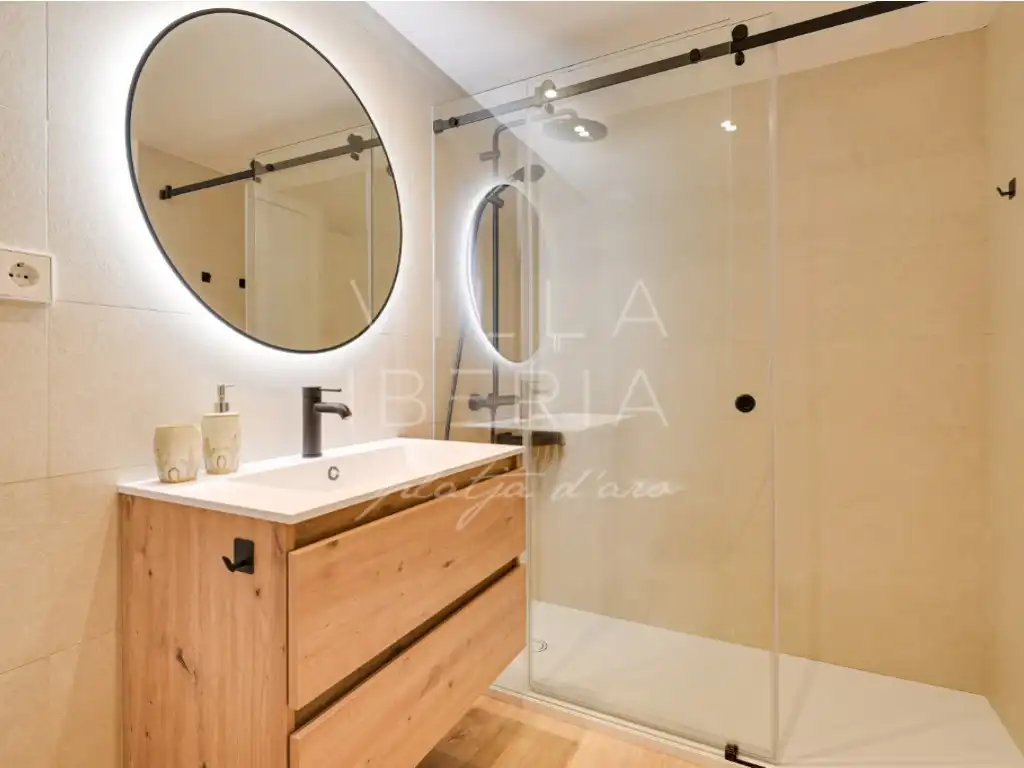 Apartament amb piscina en venda a Avenida Catalans Universals Dels 8, imagen 25