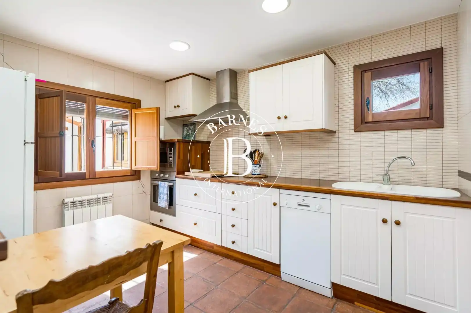 Cocina de Casa o chalet en venta en Alcázar de San Juan con Jardín privado, Piscina y Amueblado