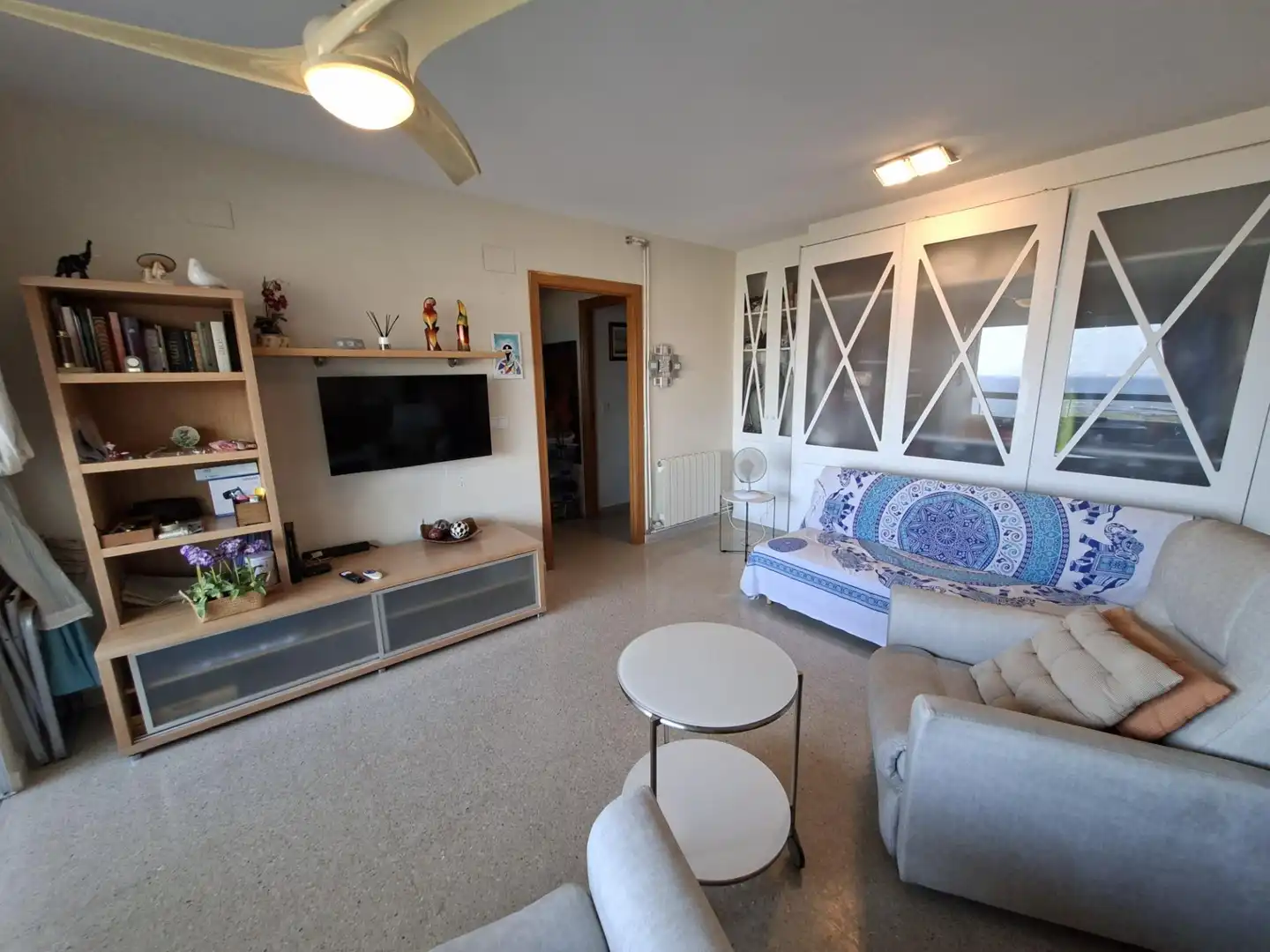 Wohnzimmer von Wohnungen zur Miete in El Campello mit Klimaanlage, Heizung und Möbliert