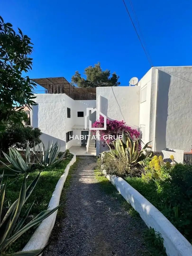 Exterior view of Flat for sale in Cala Vedella - Cala Tarida  