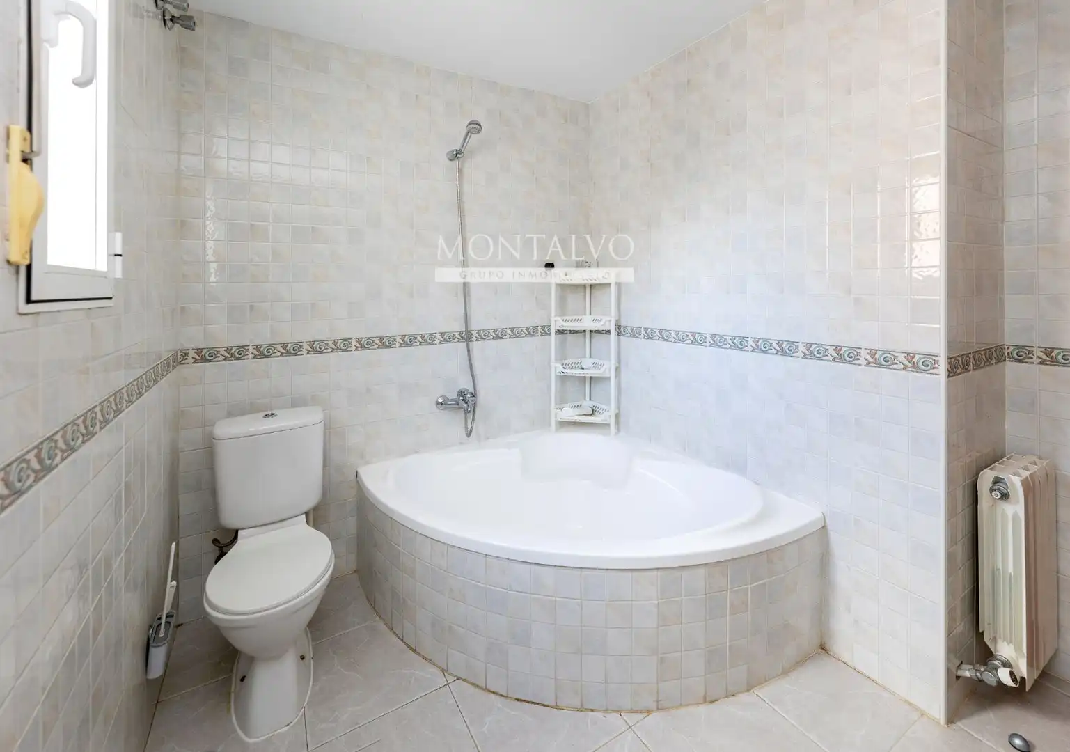Baño de Casa o chalet en venta en Gójar con Calefacción y Piscina