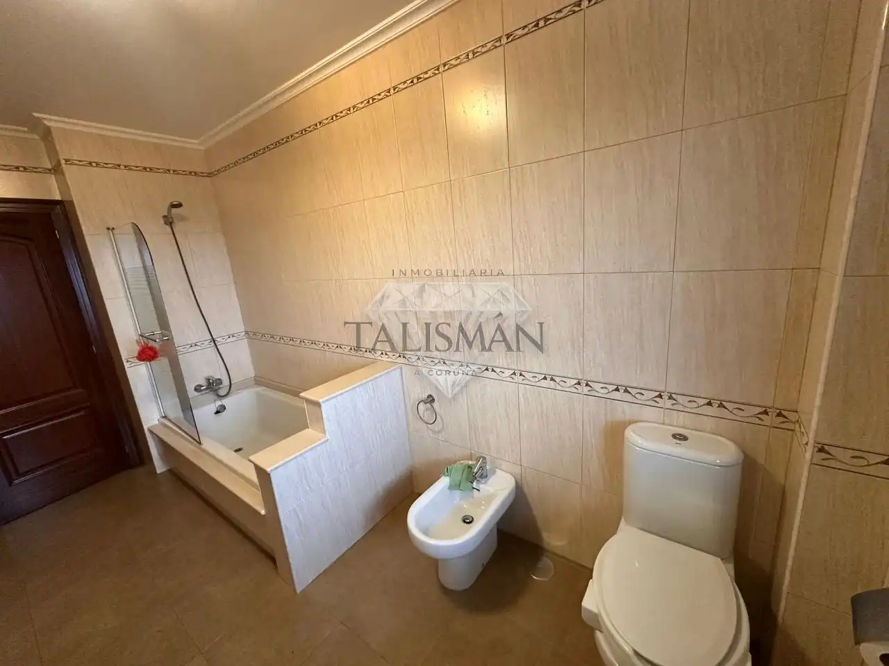 Bathroom of Houses for sale in Marín  with Heating, Private garden and Parquet flooring