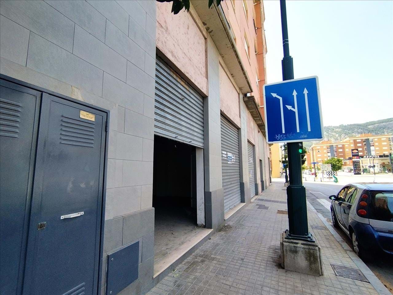 Vista exterior de Pis en venda en Alcoy / Alcoi