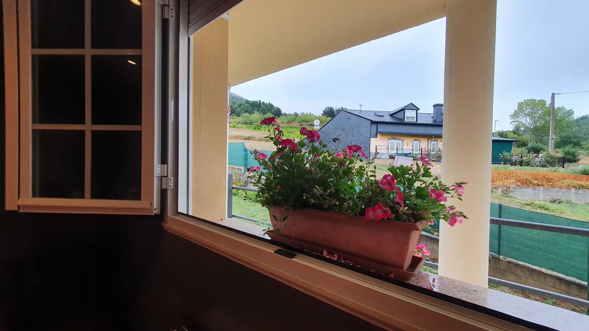Terraza de Casa o chalet en venta en Vega de Espinareda con Calefacción, Jardín privado y Terraza