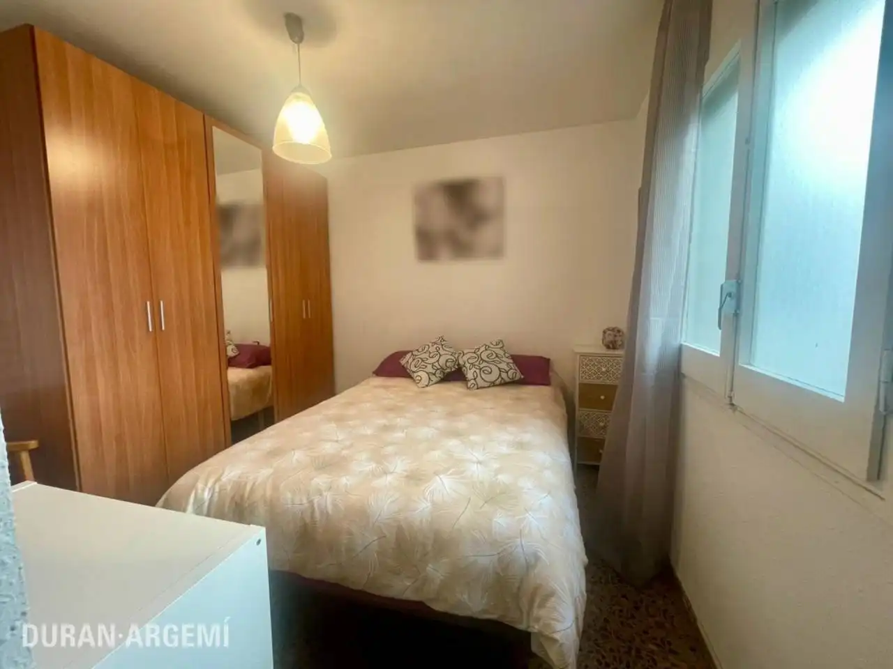 Habitación de Piso en venta en Terrassa con Calefacción y Balcón