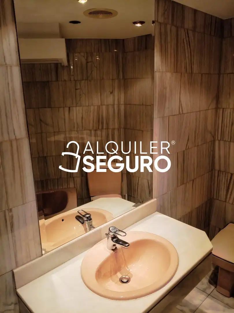 Flat for rent in Valladolid  with Air Conditioner and Heating