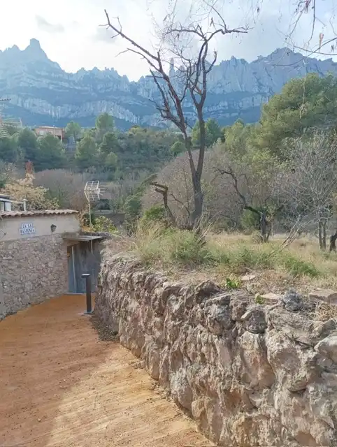 Vista exterior de Finca rústica en venda en Monistrol de Montserrat amb Traster