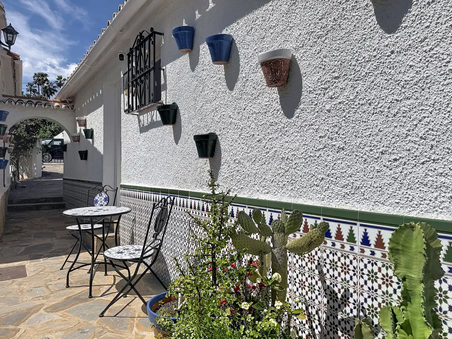 Terrassa de Casa o xalet en venda en Manilva amb Aire condicionat, Jardí privat i Terrassa