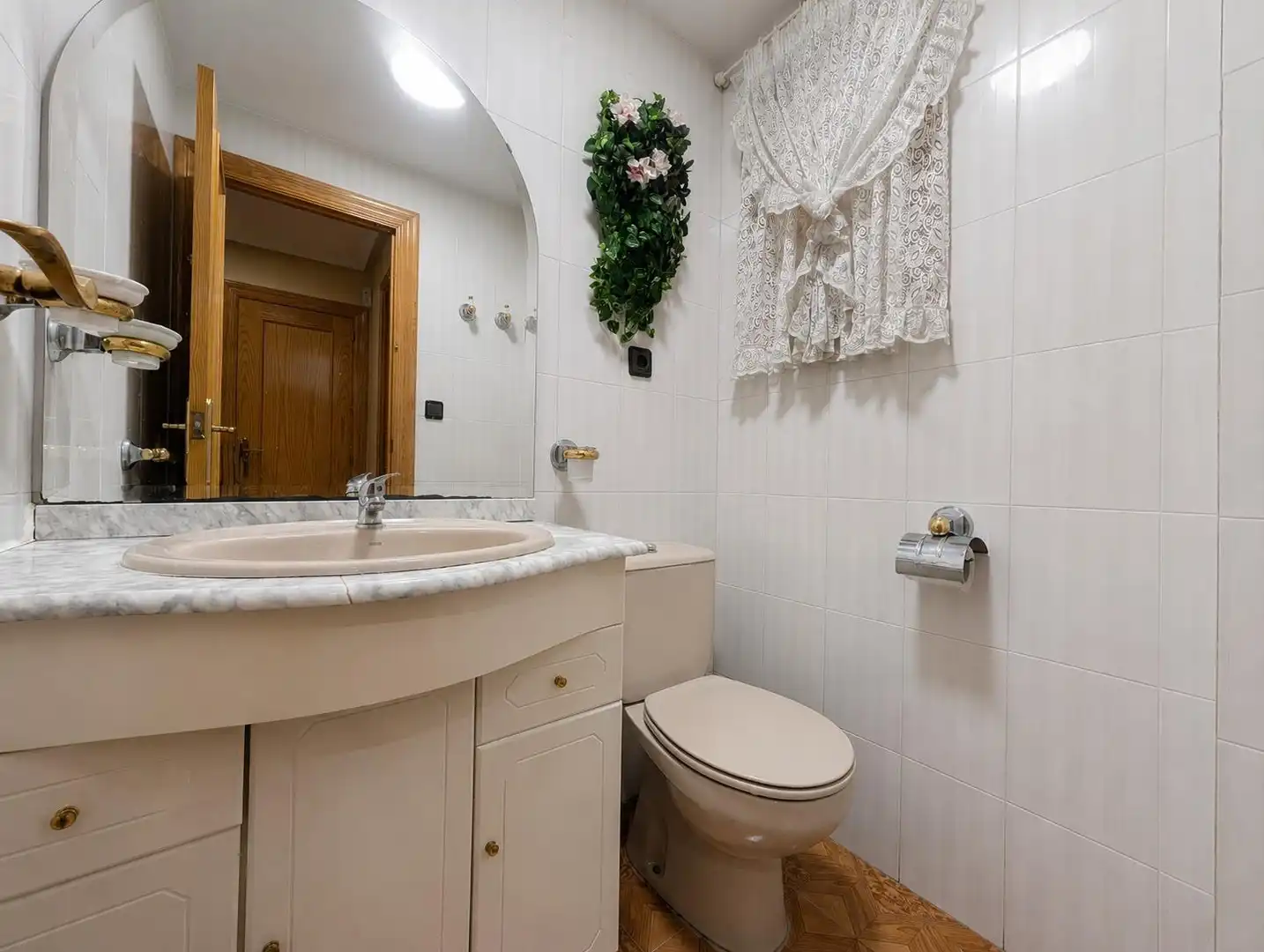 Baño de Casa adosada en venta en Cox con Aire acondicionado, Terraza y Balcón
