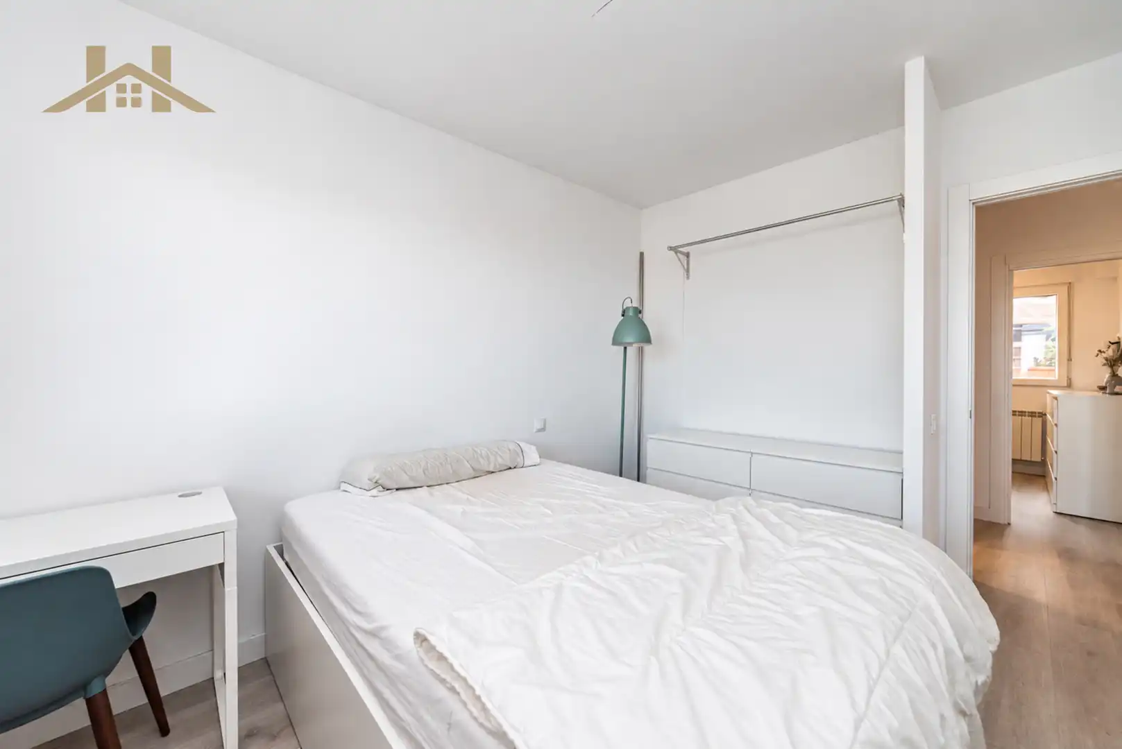 Apartamento con piscina en venta en Calle Navarredonda 15, imagen 9
