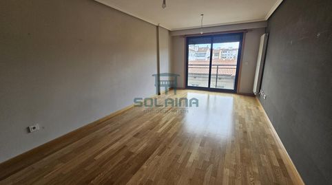Foto 4 de Dúplex de lloguer a A Ponte, Ourense Capital