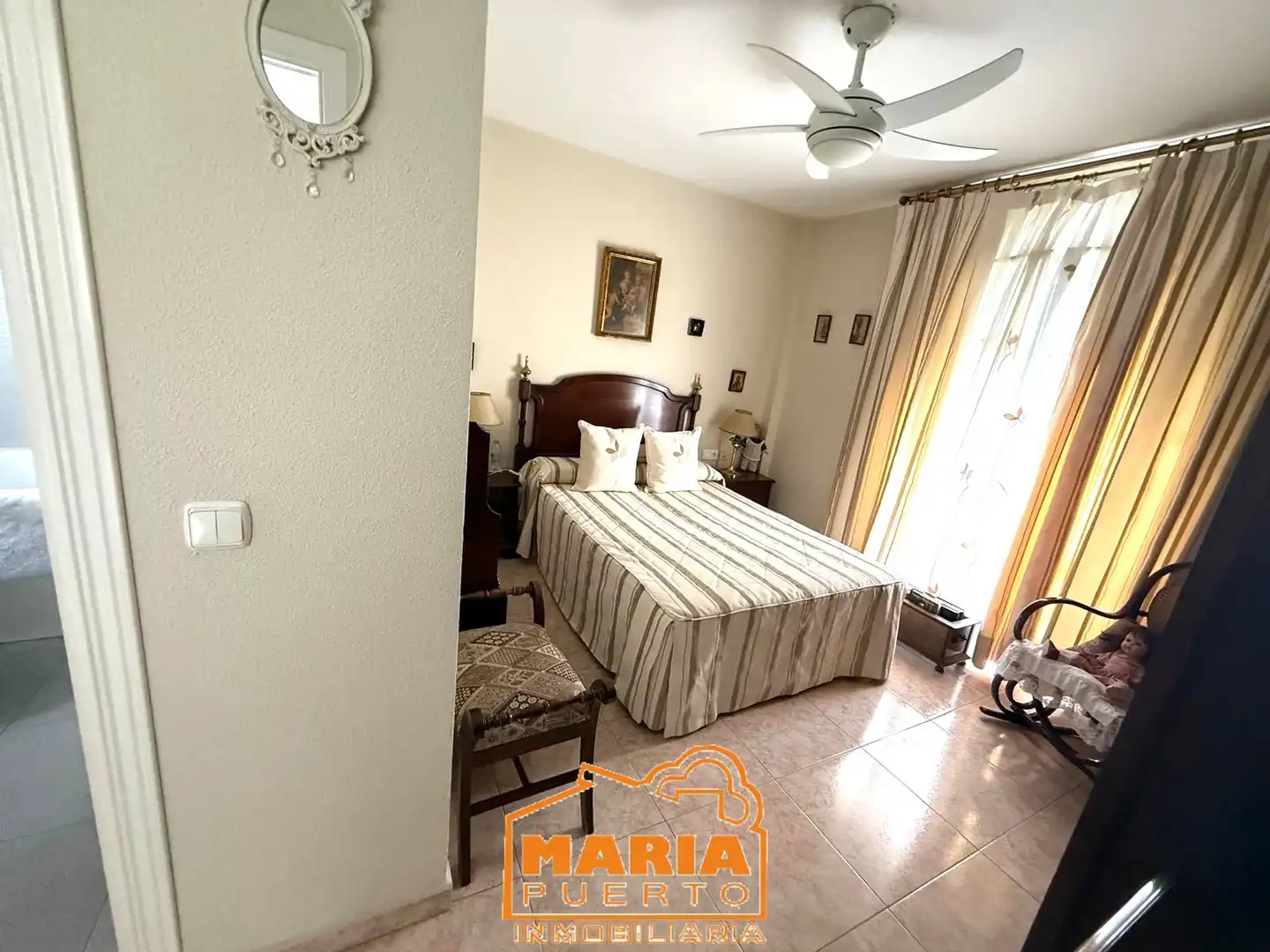 Bedroom of Detached homes for sale in Málaga