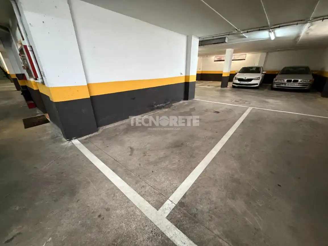 Parking de Piso en venta en Constitución - Balconcillo