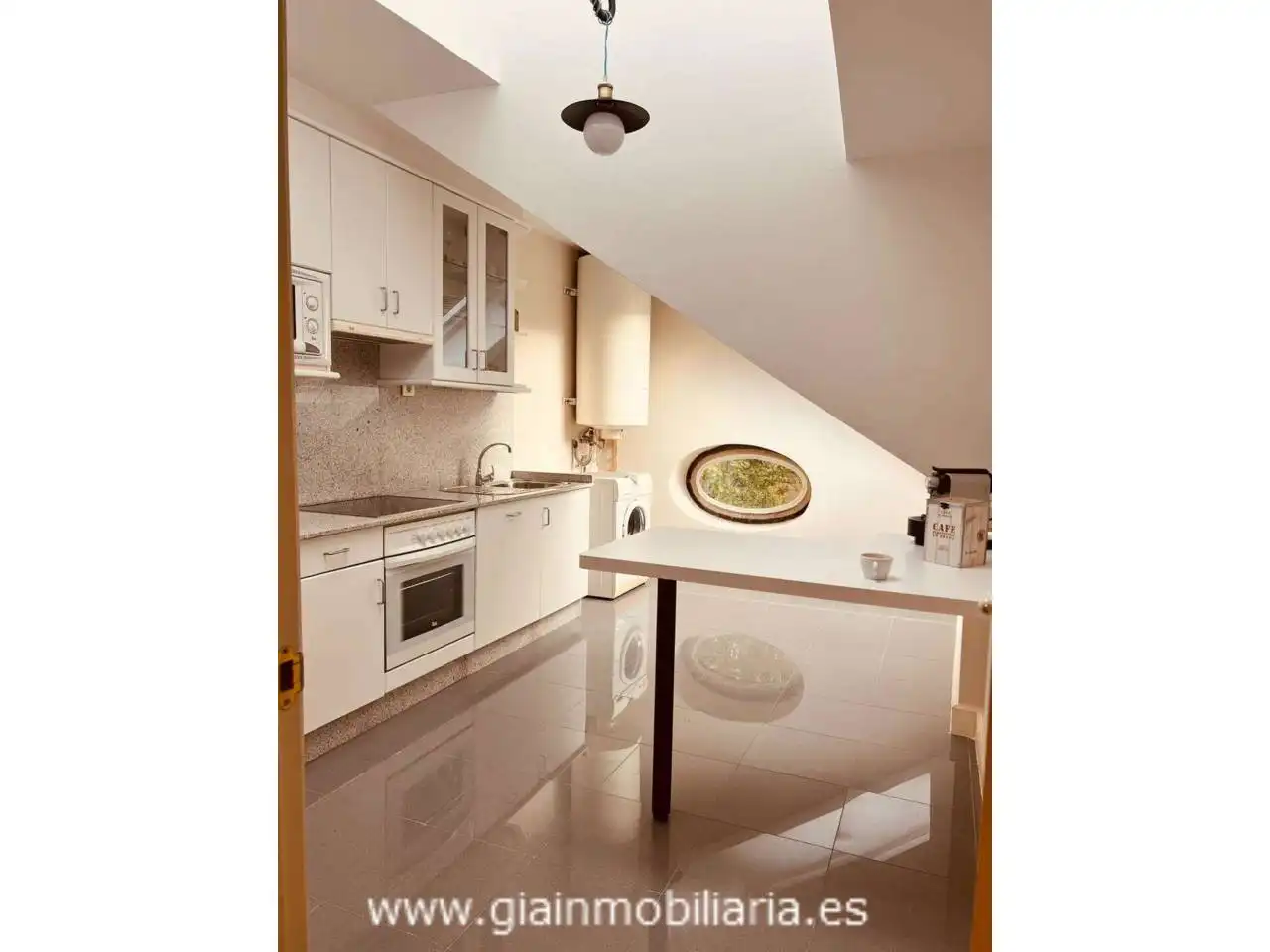 Cocina de Dúplex en venta en Mondariz-Balneario con Aire acondicionado, Calefacción y Parquet