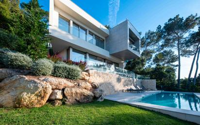 Vista exterior de Casa o xalet en venda en Pollença amb Aire condicionat, Piscina i Moblat