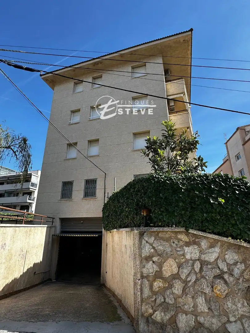 Vista exterior de Piso en venta en Cunit con Trastero