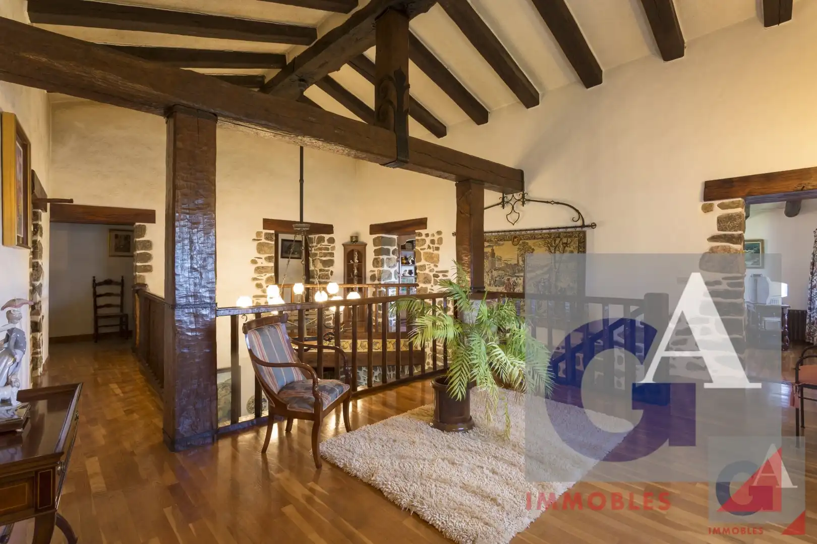 Country homes for sale in Montagut i Oix