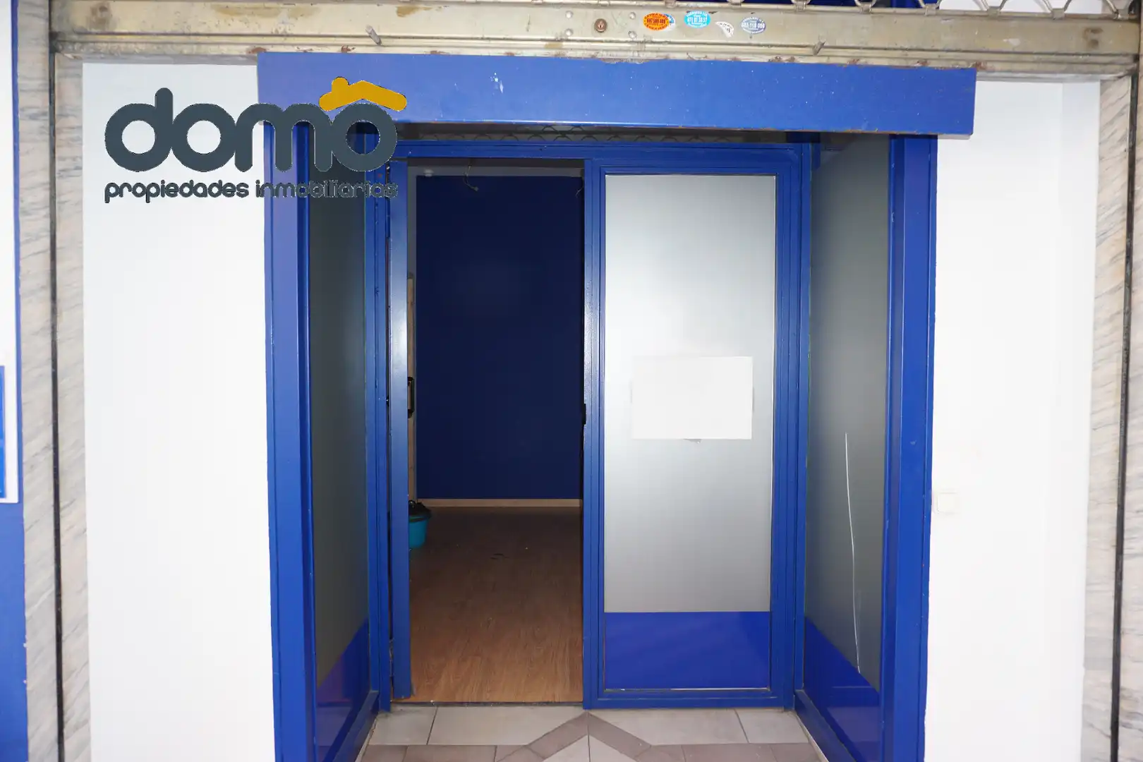 Local comercial de lloguer a Camino de Ronda, imagen 2