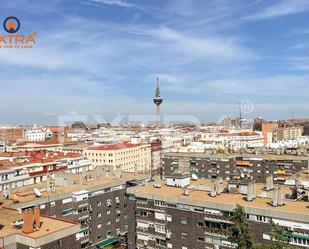 Exterior view of Flat to rent in  Madrid Capital  with Air Conditioner, Heating and Terrace