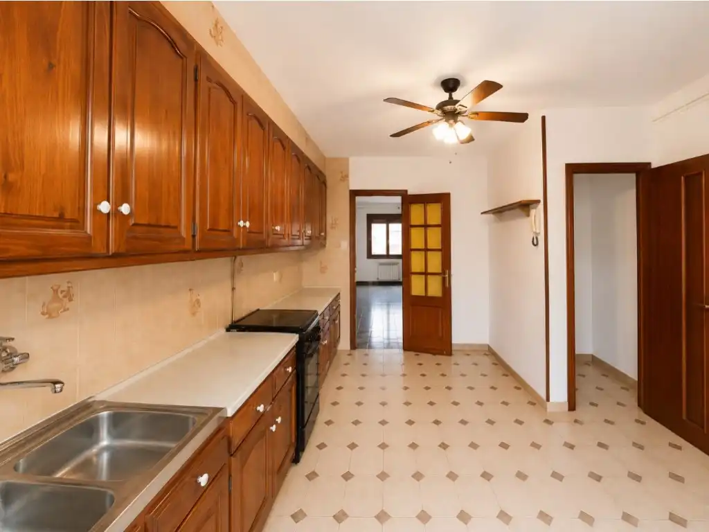 Kitchen of Flat for sale in Vilanova i la Geltrú