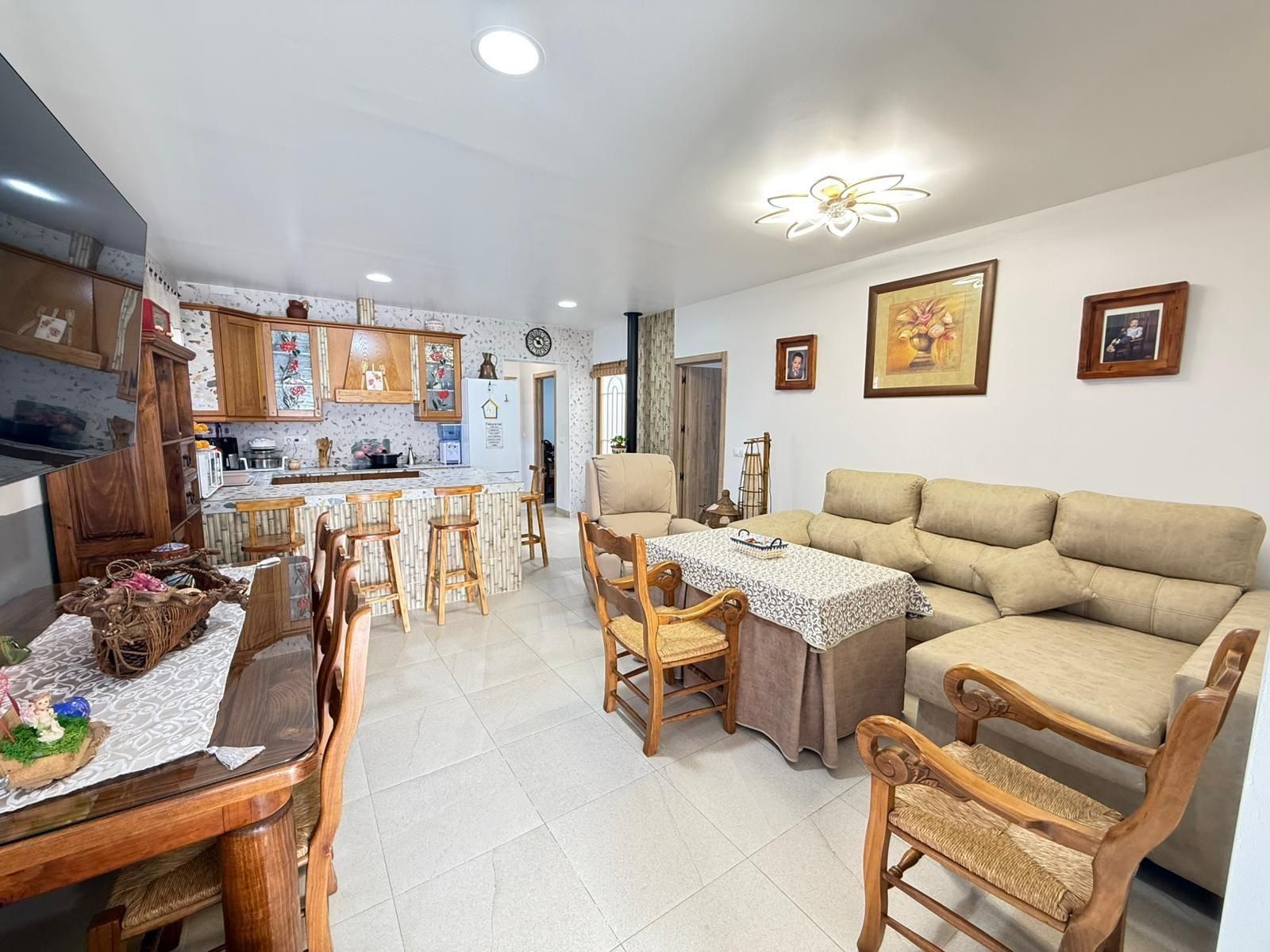 Cuina de Casa o xalet en venda en Humilladero amb Aire condicionat, Calefacció i Piscina