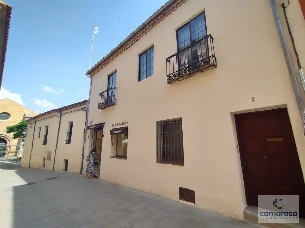 Vista exterior de Piso en venta en Ávila
