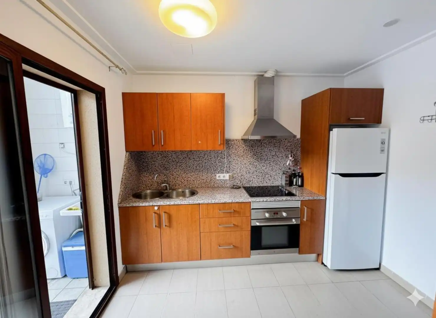 Kitchen of Flat for sale in Alcúdia  with Air Conditioner, Terrace and Storage room
