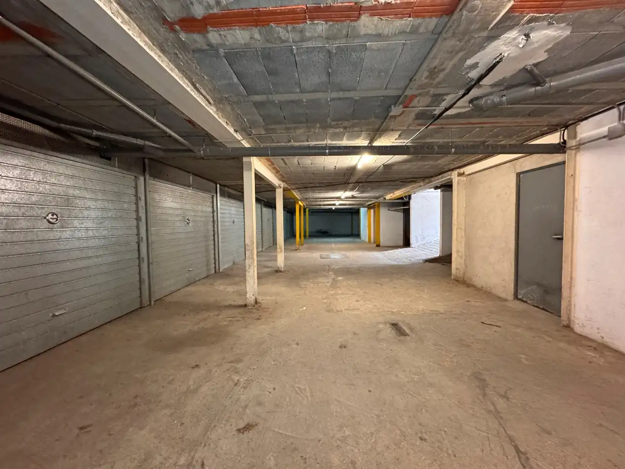 Garage zum Verkauf in La Bisbal d'Empordà